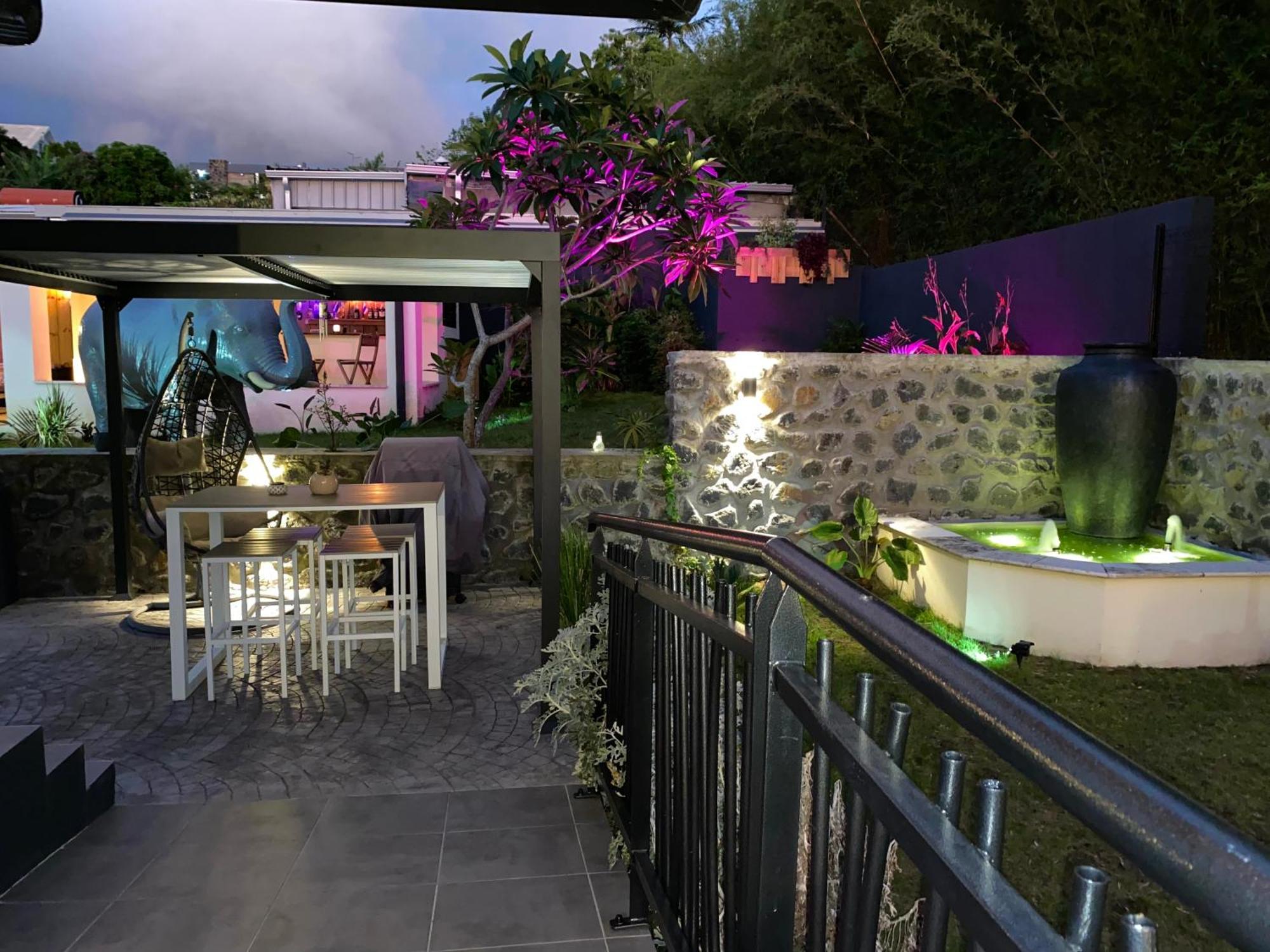 Hostal 170 Room 16 Service Appartement เลอ ตอมปง ภายนอก รูปภาพ
